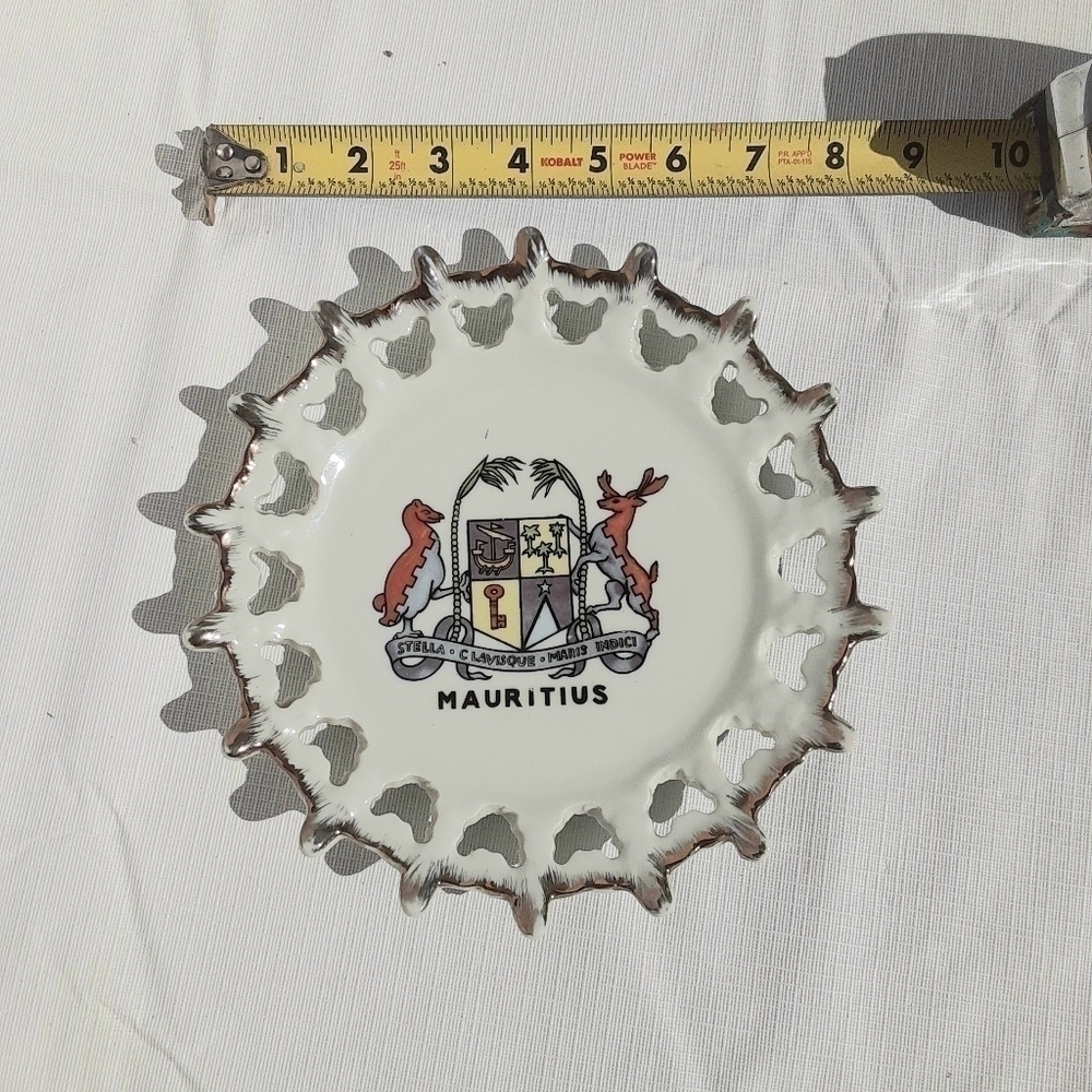 Collector Plate - Picture 3 of 3